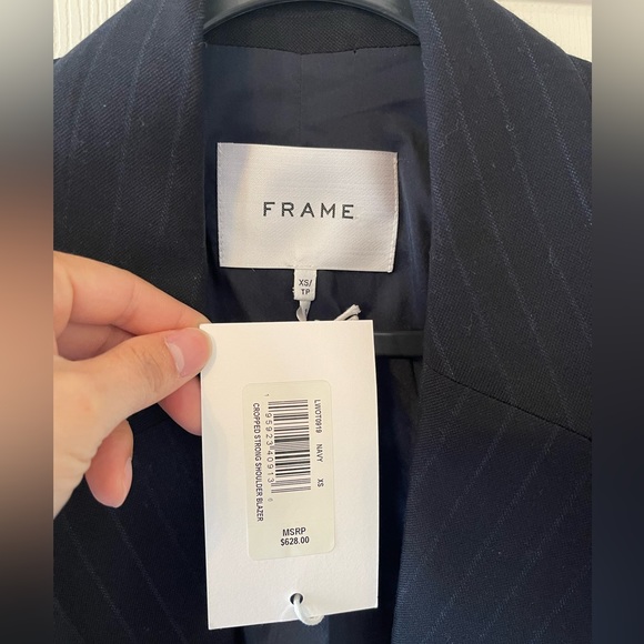 Frame
Cropped Pinstriped Blazer - Picture 2 of 7